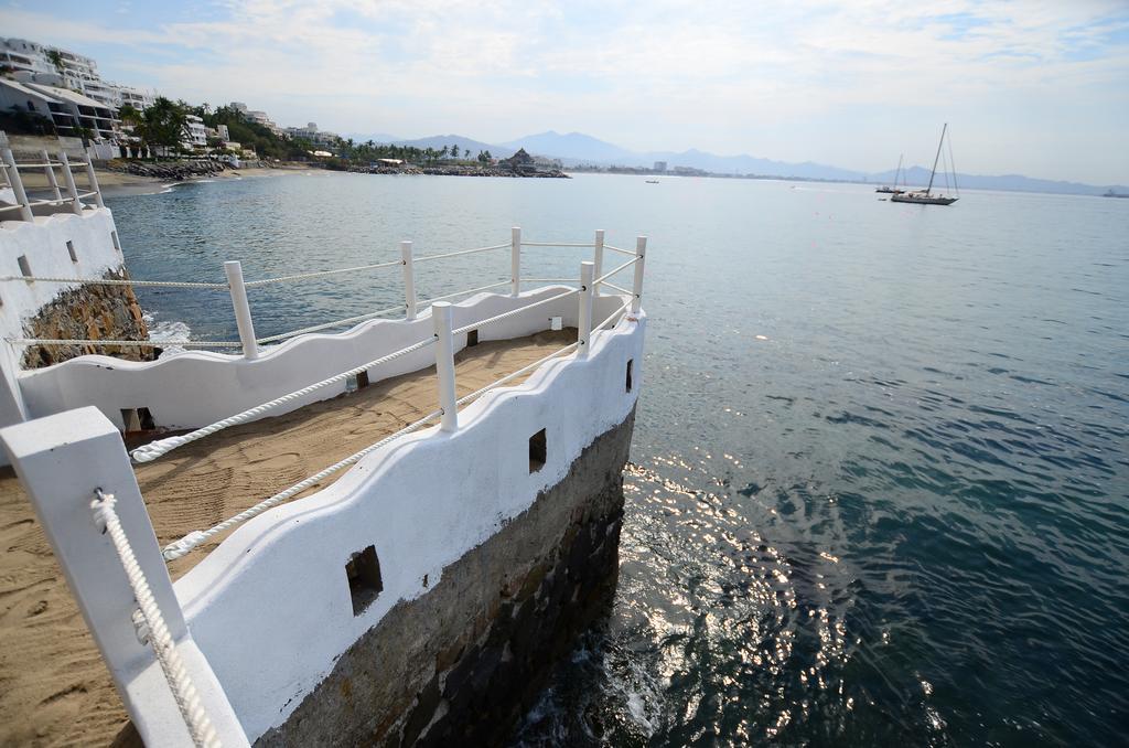 Dolphin Cove Inn Manzanillo Dış mekan fotoğraf