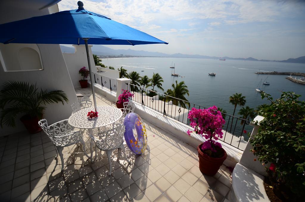 Dolphin Cove Inn Manzanillo Dış mekan fotoğraf
